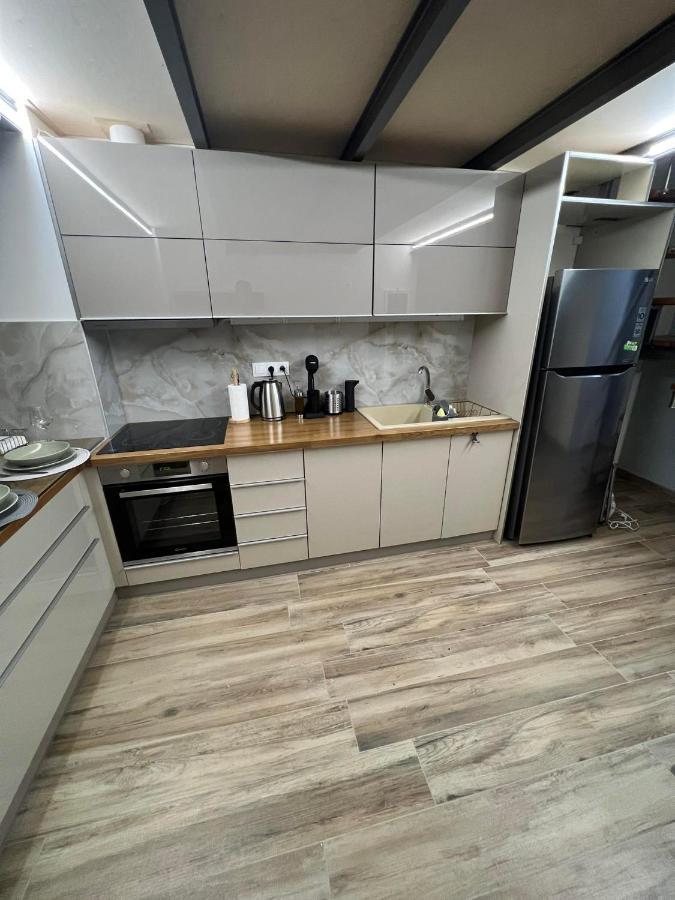 Kalamata City Loft Apartment Exterior photo